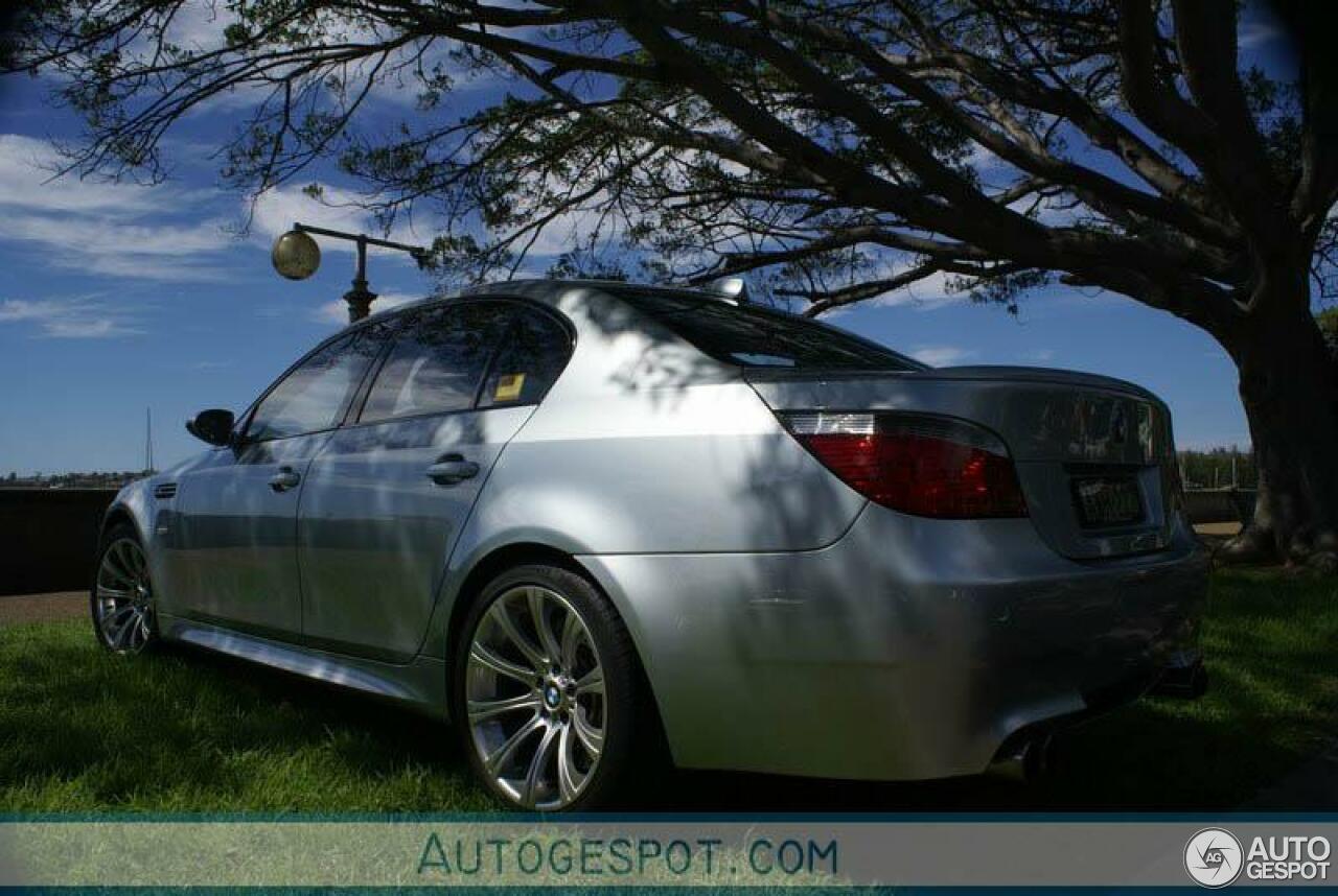 BMW M5 E60 2005