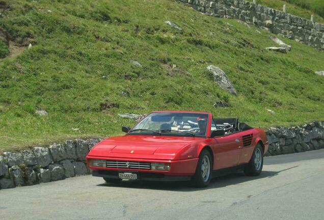 Ferrari Mondial 3.2 Cabriolet