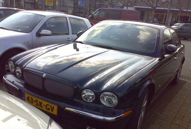 Jaguar XJR