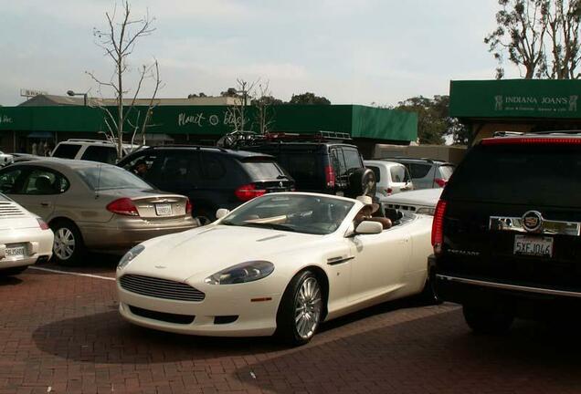 Aston Martin DB9 Volante