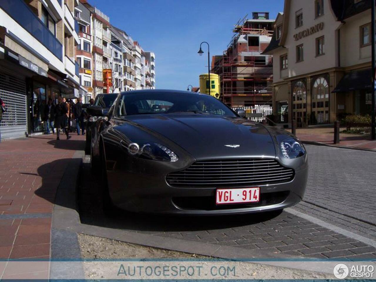 Aston Martin V8 Vantage