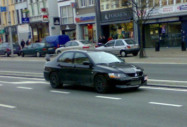 Mitsubishi Lancer Evolution IX