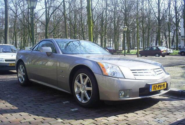 Cadillac XLR