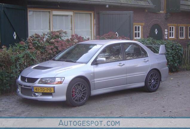 Mitsubishi Lancer Evolution IX