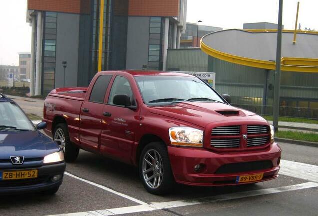 Dodge RAM SRT-10 Quad-Cab