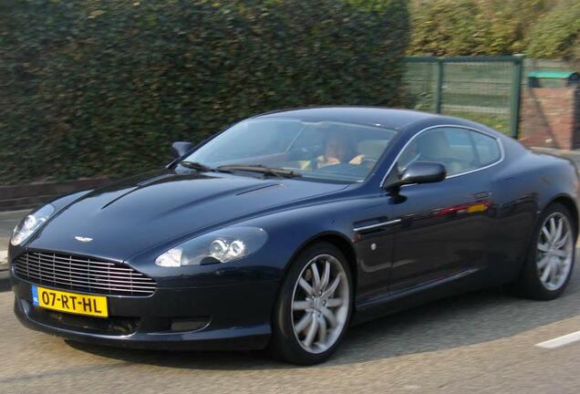 Aston Martin DB9