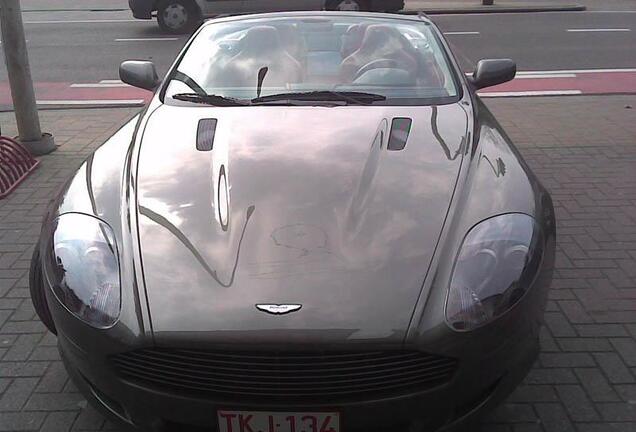 Aston Martin DB9 Volante