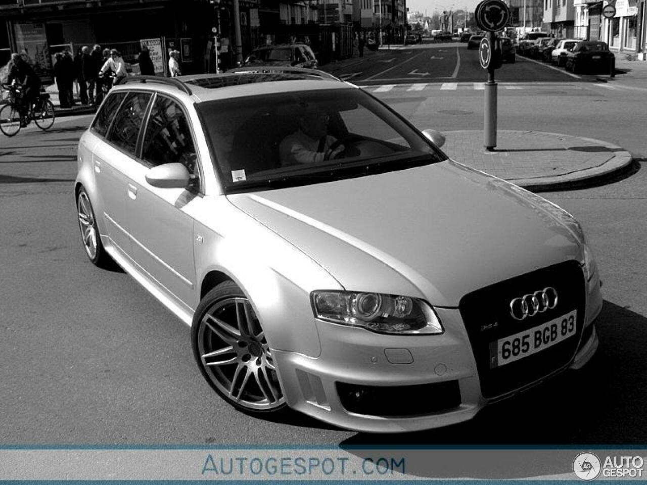 Audi RS4 Avant B7