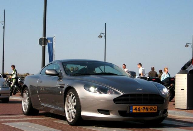 Aston Martin DB9