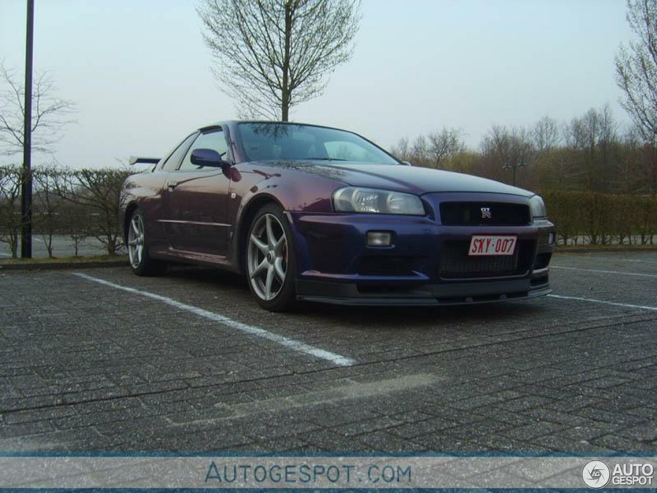 Nissan Skyline R34 GT-R V-Spec Midnight Purple Pearl II Special Color Limited Edition