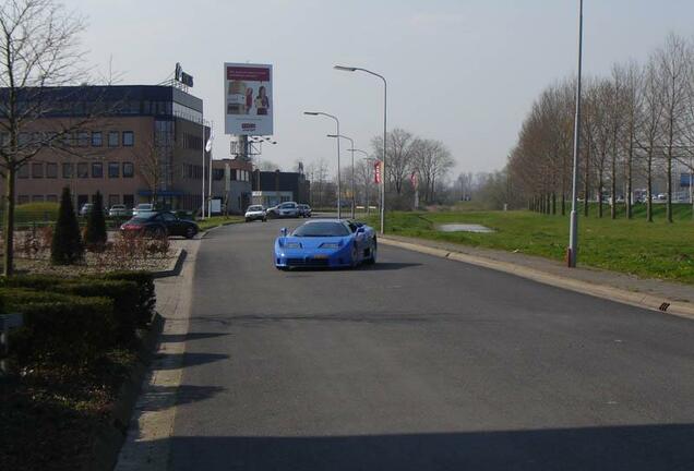 Bugatti EB110 GT