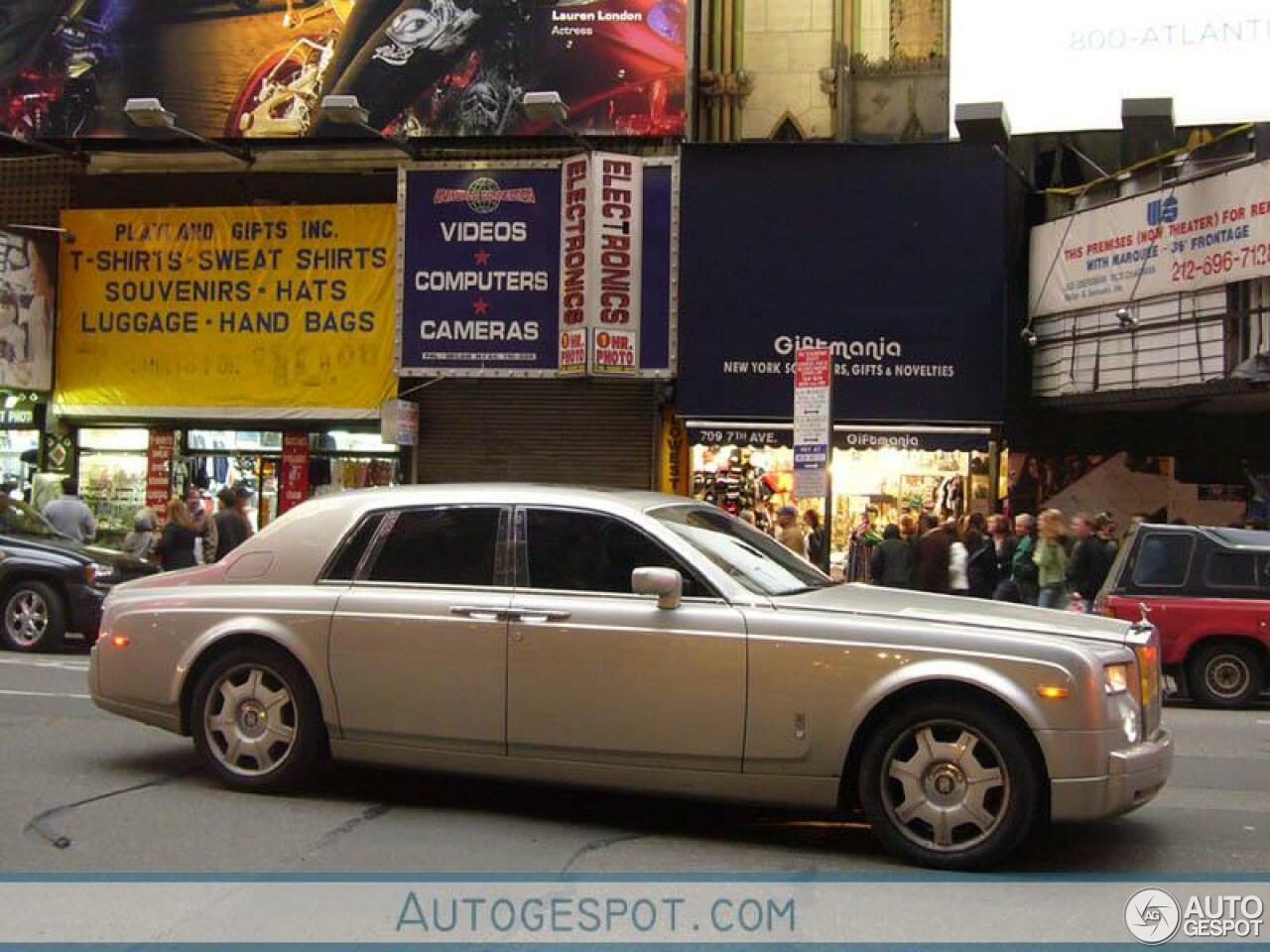 Rolls-Royce Phantom