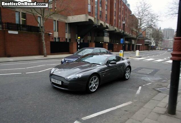 Aston Martin V8 Vantage