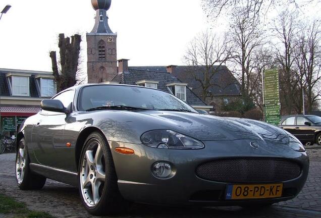 Jaguar XKR