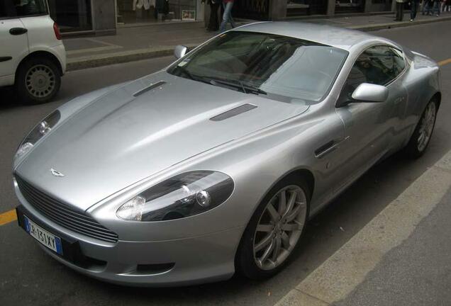 Aston Martin DB9