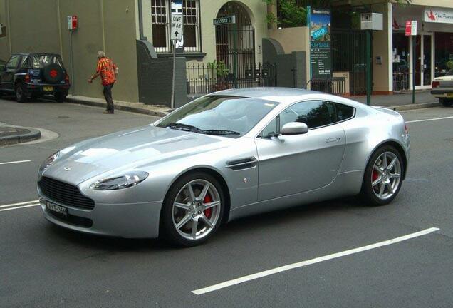 Aston Martin V8 Vantage