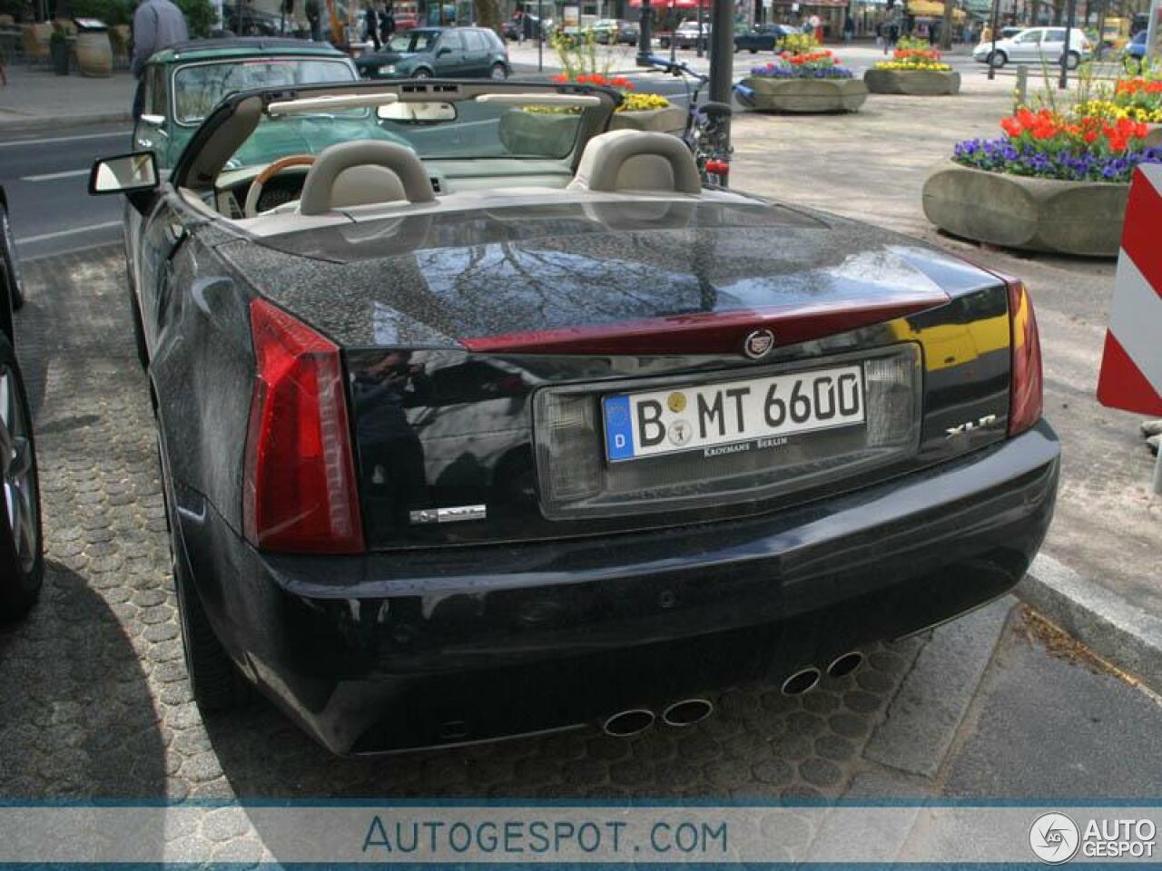 Cadillac XLR