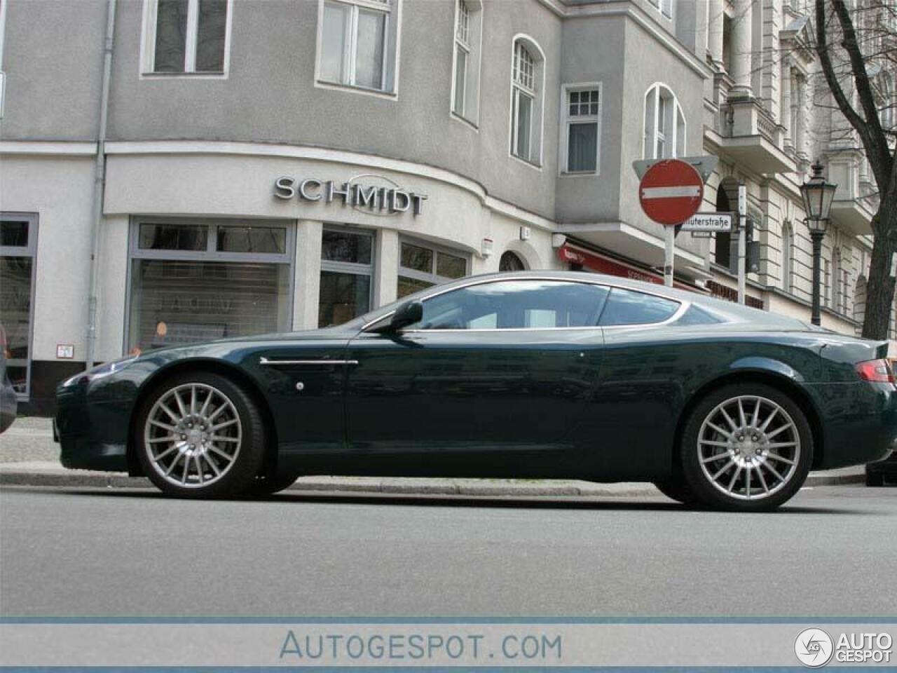 Aston Martin DB9