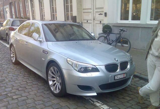 BMW M5 E60 2005