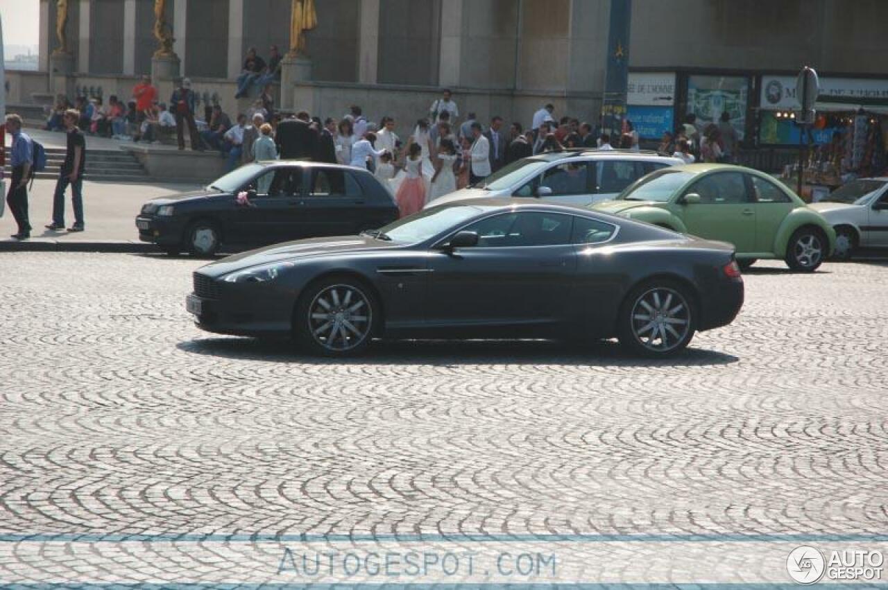 Aston Martin DB9