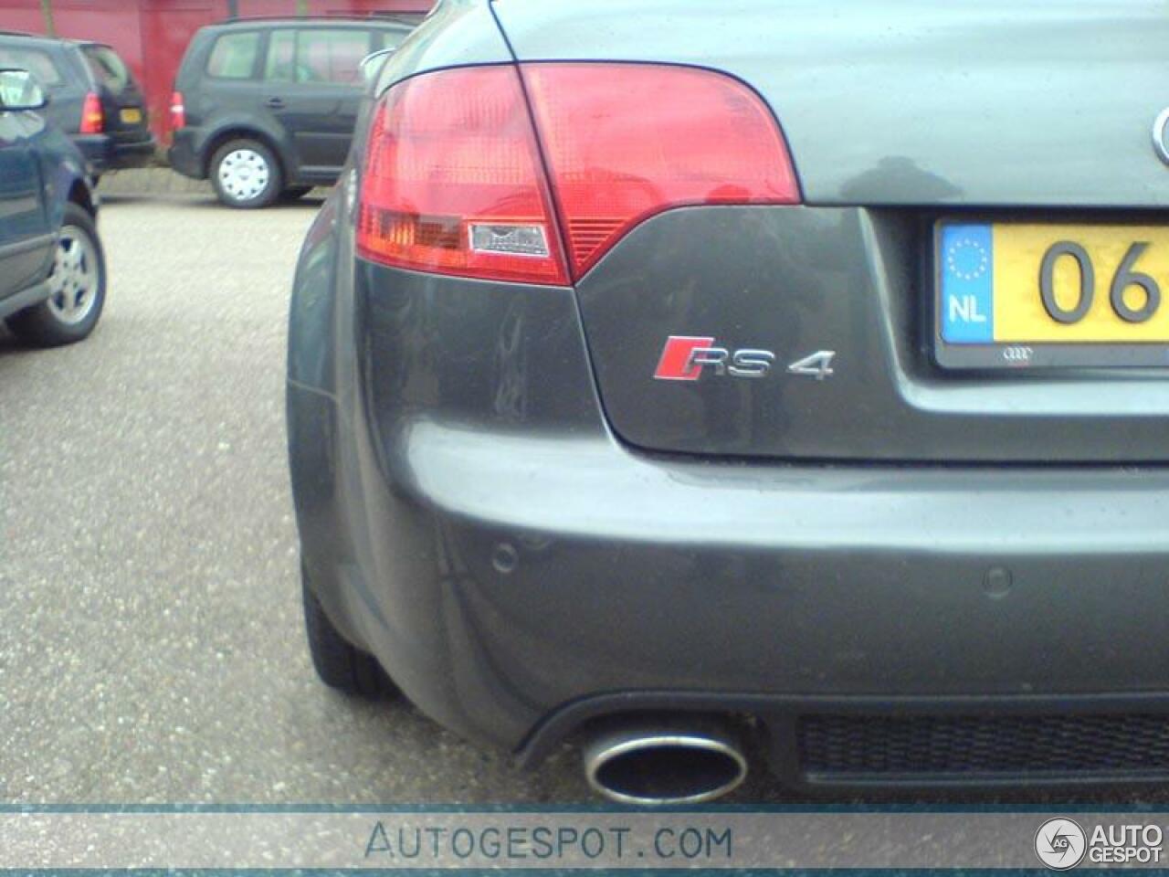 Audi RS4 Avant B7