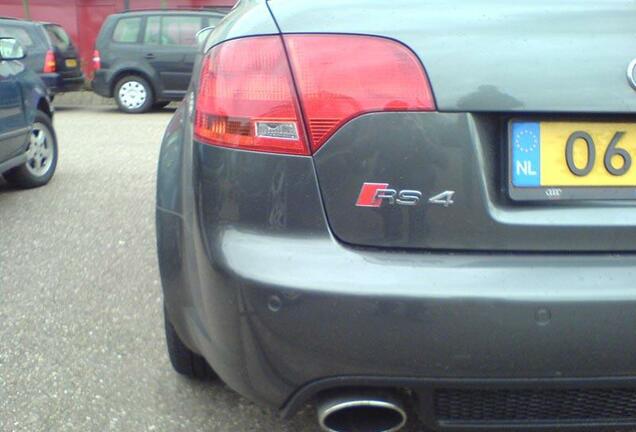 Audi RS4 Avant B7