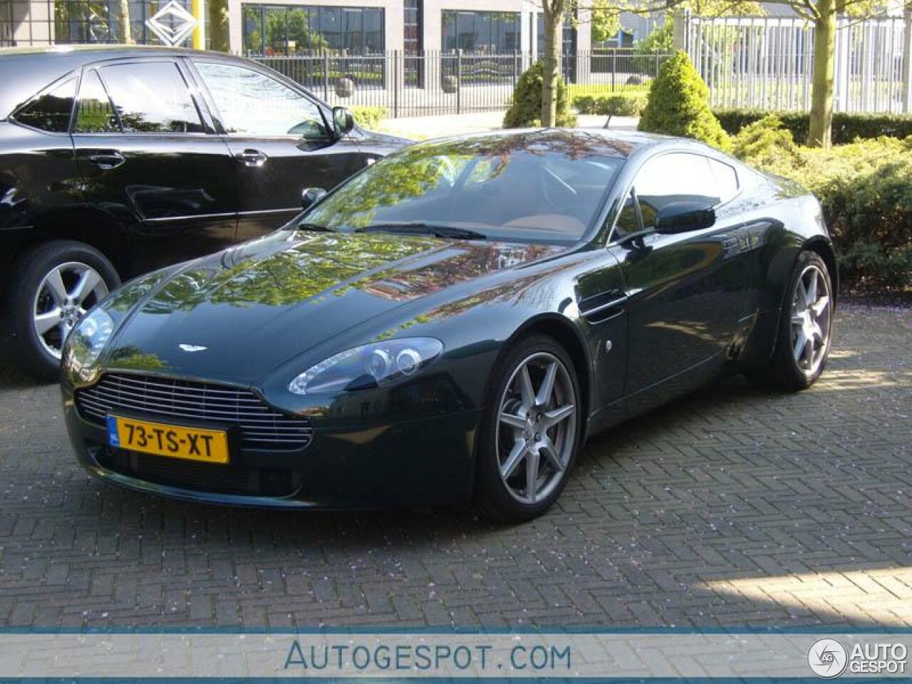 Aston Martin V8 Vantage