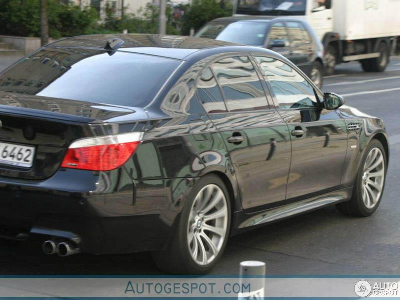 BMW M5 E60 2005