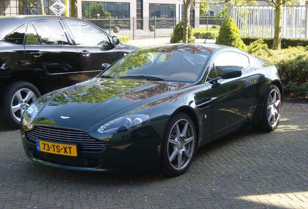 Aston Martin V8 Vantage