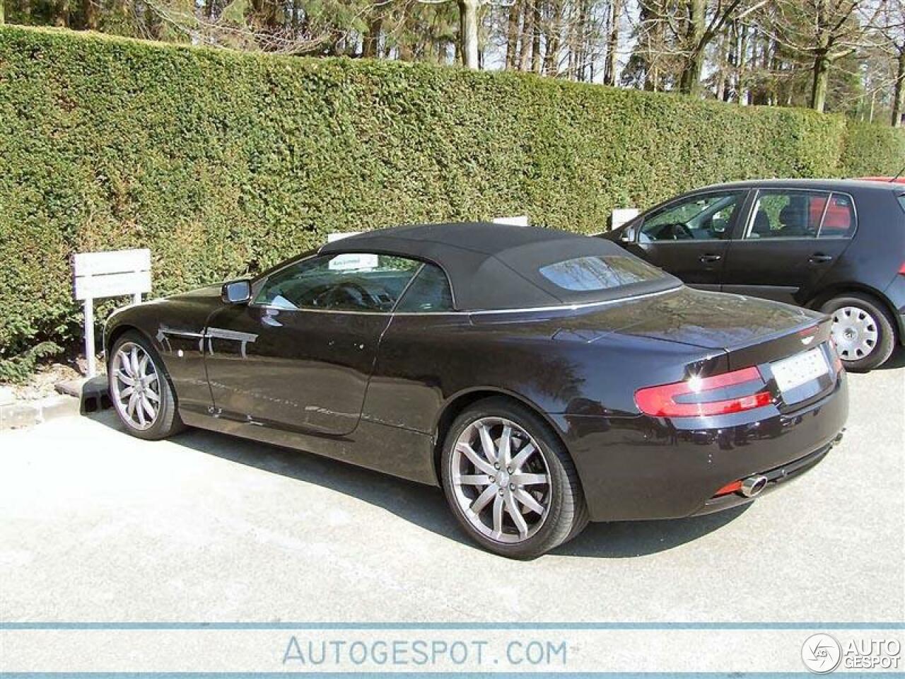 Aston Martin DB9 Volante