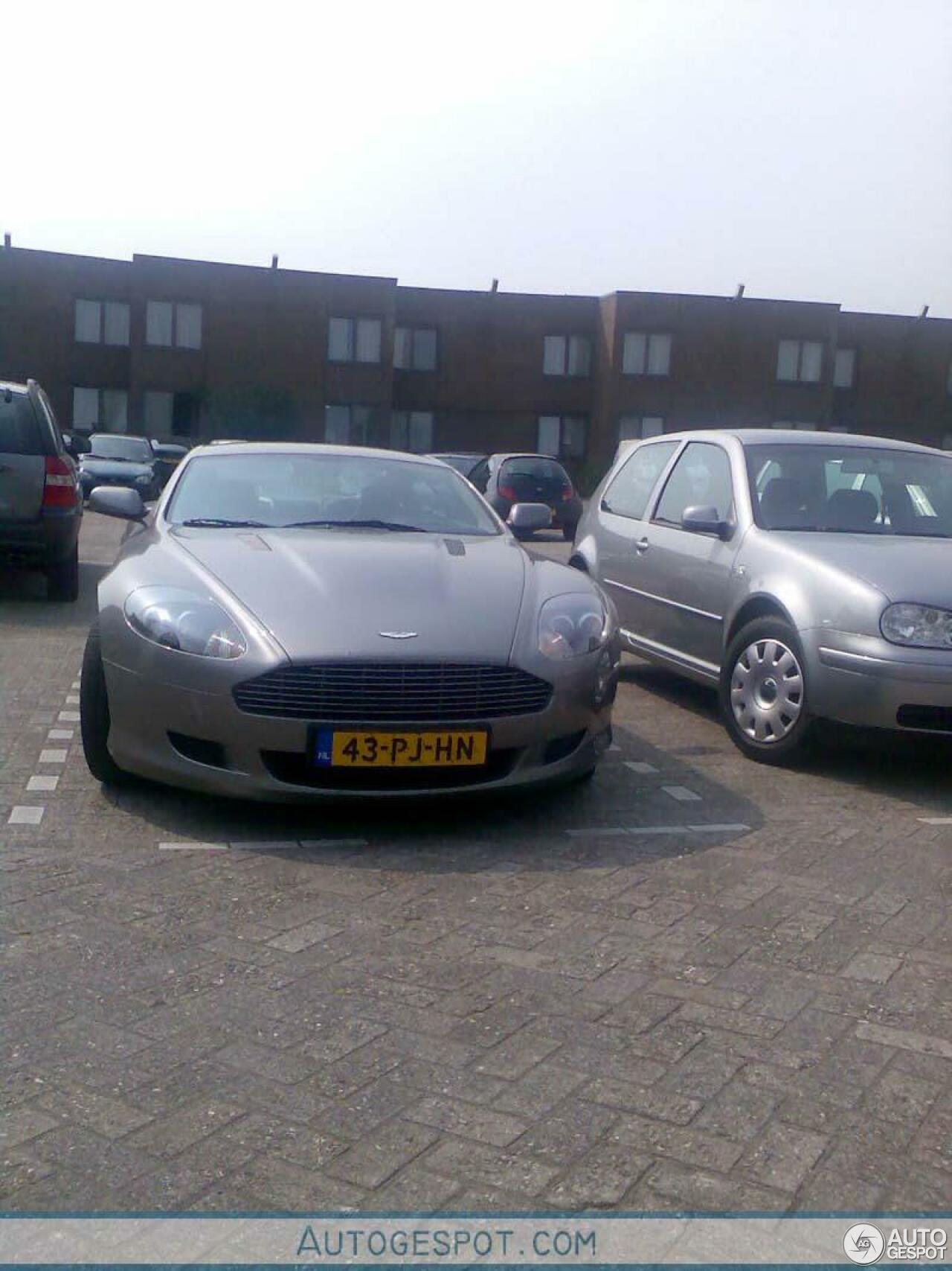 Aston Martin DB9