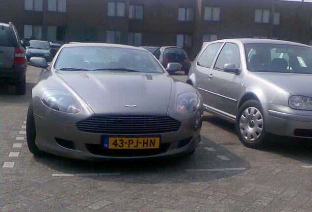 Aston Martin DB9