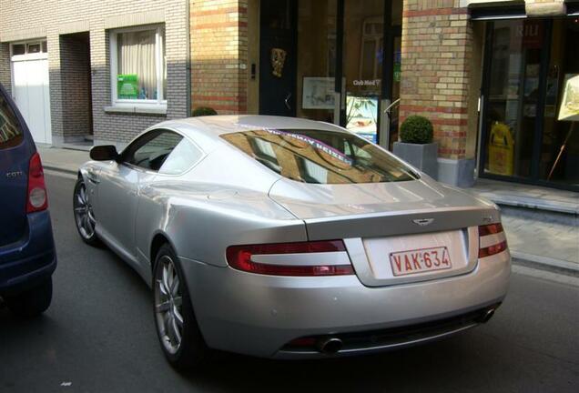 Aston Martin DB9