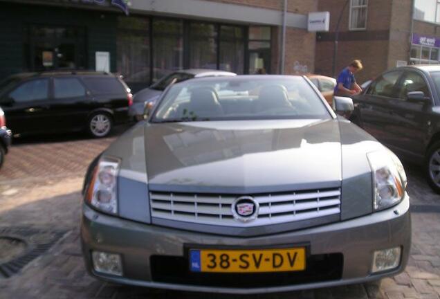 Cadillac XLR