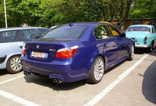 BMW M5 E60 2005