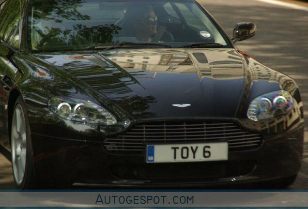 Aston Martin V8 Vantage