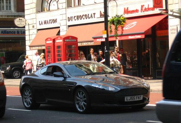 Aston Martin DB9