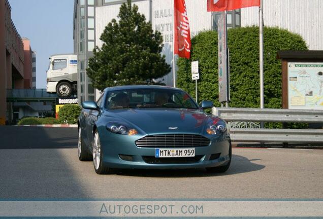 Aston Martin DB9