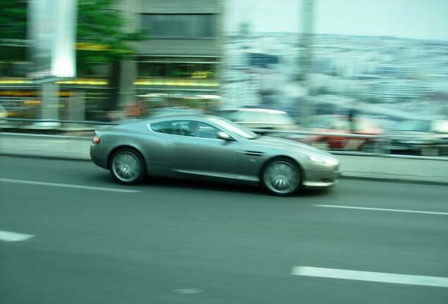 Aston Martin DB9