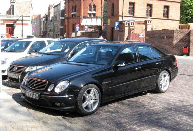 Mercedes-Benz E 55 AMG