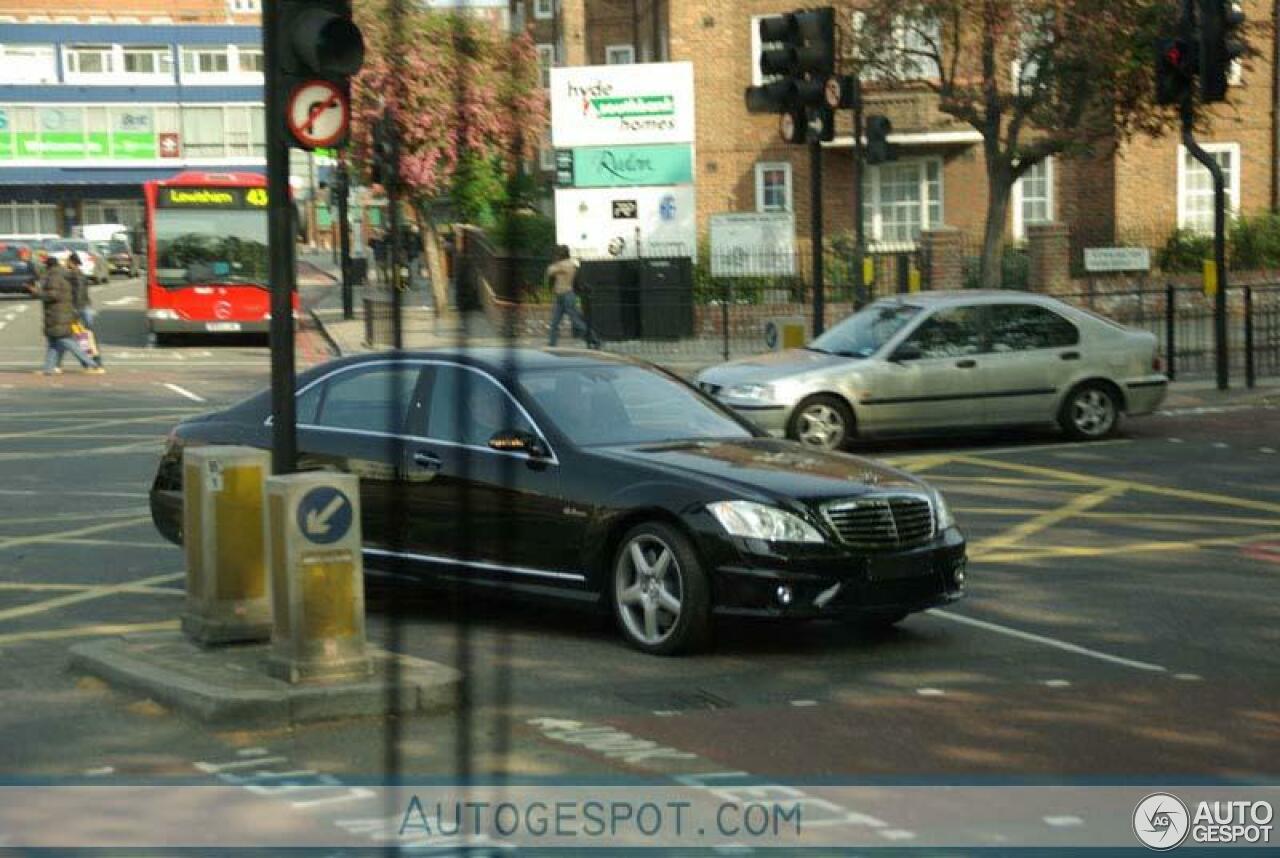 Mercedes-Benz S 63 AMG W221