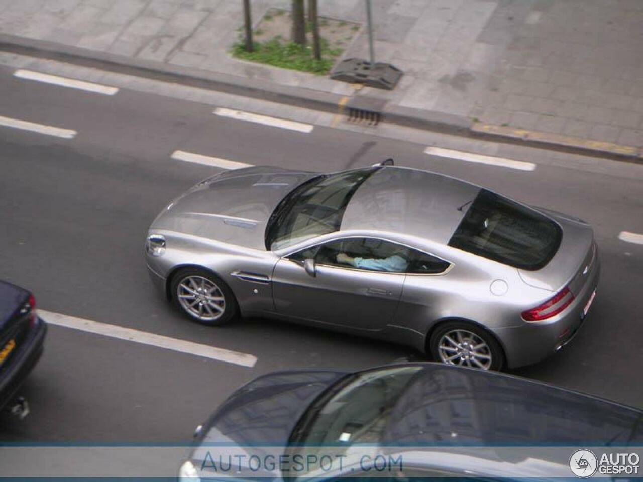 Aston Martin V8 Vantage