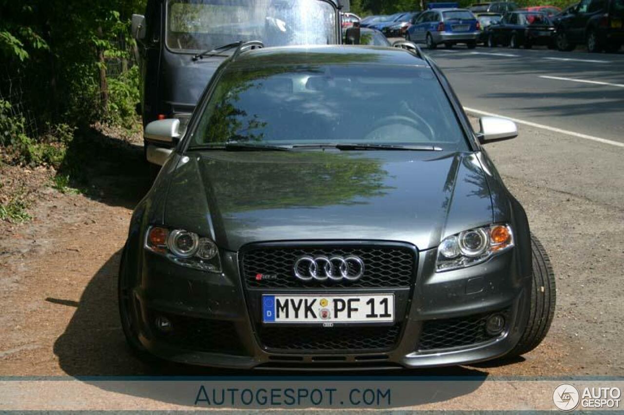 Audi RS4 Avant B7