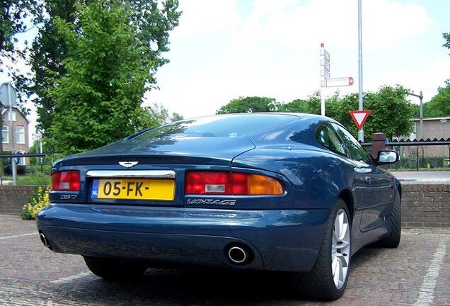 Aston Martin DB7 Vantage