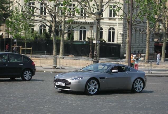 Aston Martin V8 Vantage