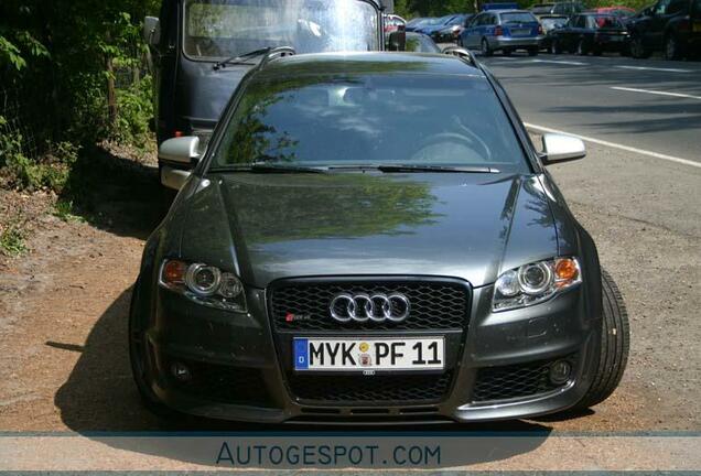 Audi RS4 Avant B7