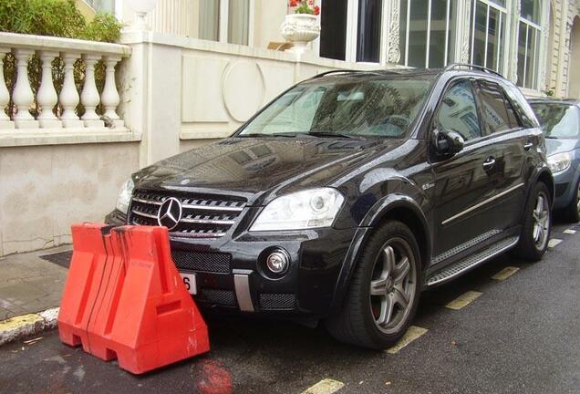 Mercedes-Benz ML 63 AMG W164