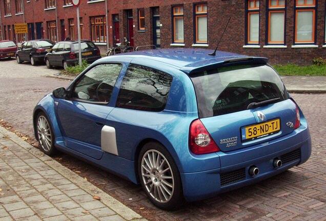 Renault Clio V6 Phase II