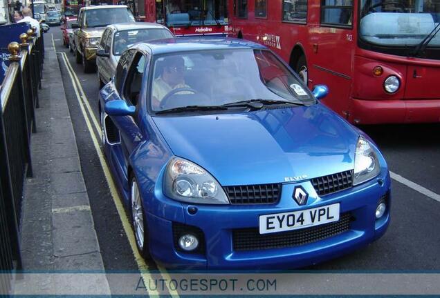 Renault Clio V6 Phase II