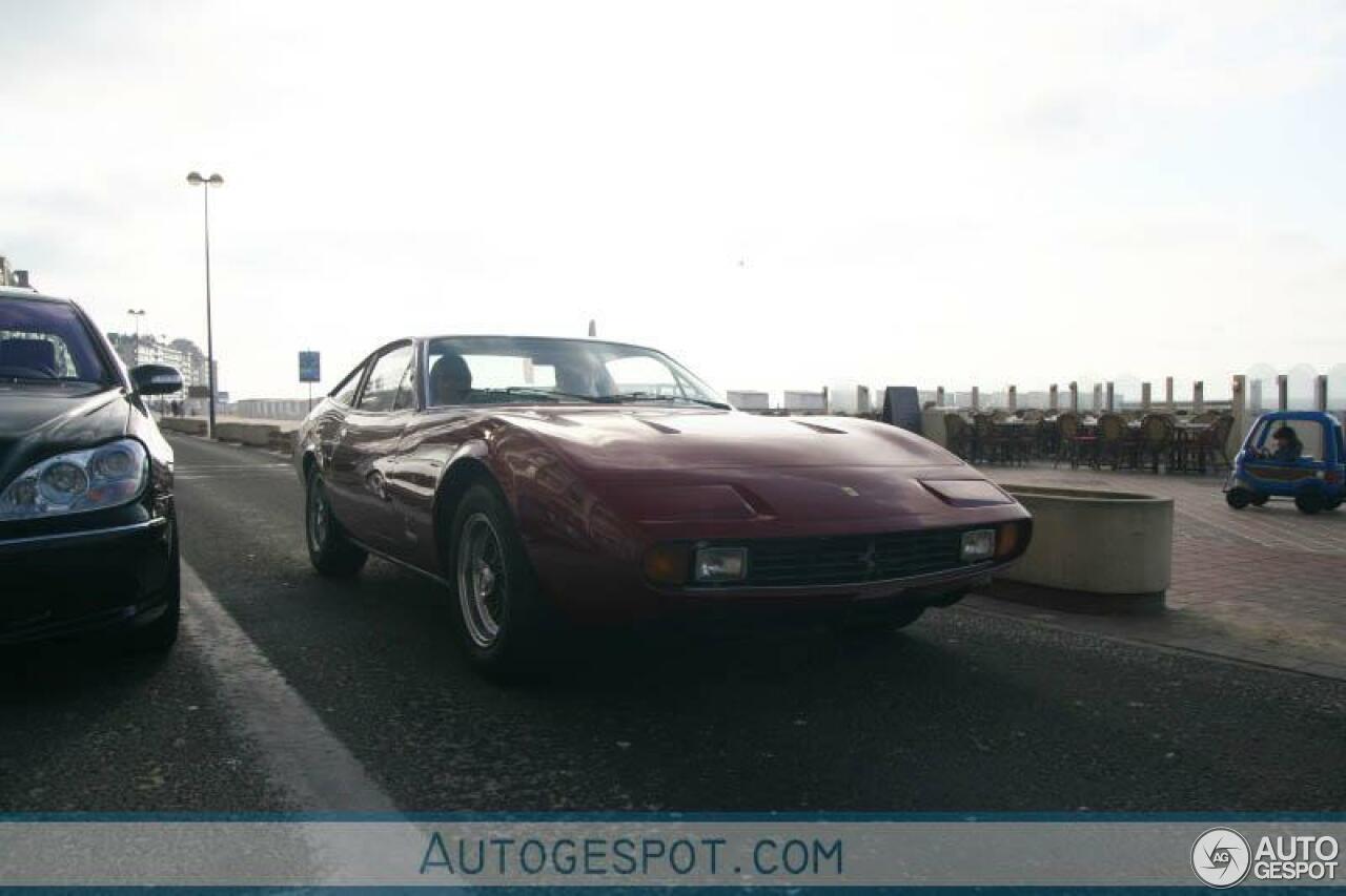 Ferrari 365 GTC/4